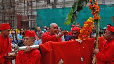 आज दशैंको सातौं दिन फुलपाती भित्र्याइँदै