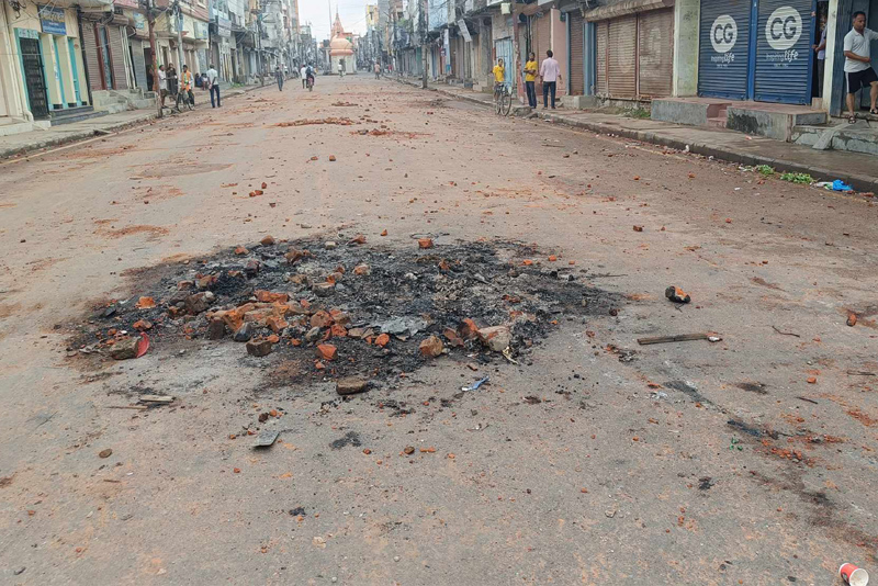 नेपालगञ्जमा कर्फ्यू हटाइयो , निषेधाज्ञा कायमै