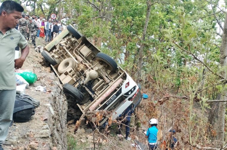 सुर्खेतमा जीप दुर्घटना दुई जनाको मृत्यु, दुई घाइते